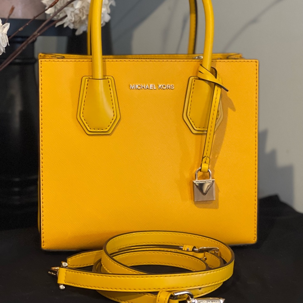 Michael Kors Tote